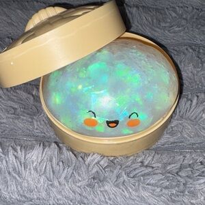 The rare glitter dumping